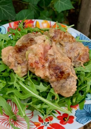 A picture of Beef Roll-Ups with Avocado, Ham, and Cheese.