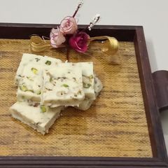 A picture of White Chocolate Fudge !.