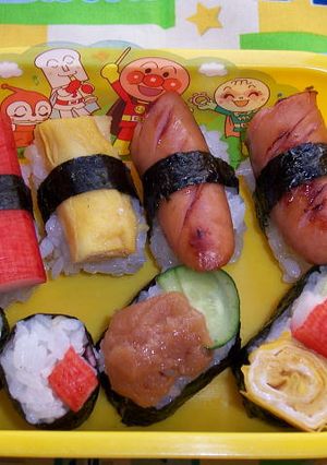 A picture of Preschool Bento (Sushi).