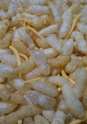 વઘારેલા મમરા (Vagharela Mamra Recipe In Gujarati) રેસીપી મુખ્ય ફોટો