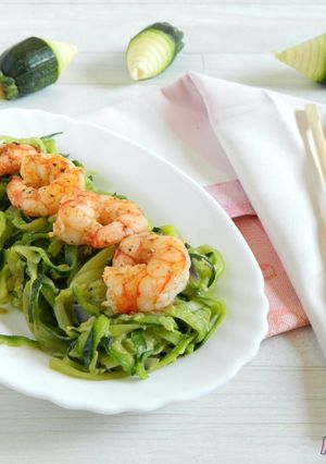 Foto di Spaghetti di zucchine con gamberi 🍤