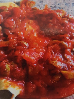 Una foto de Raviolis de berenjena con salsa de aceitunas