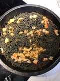Espaguettis negres amb llagostins