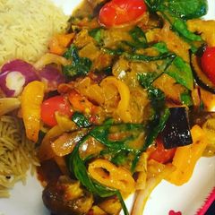 A picture of Vegetable jalfrezi.