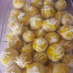 A picture of Nastar Lembut.