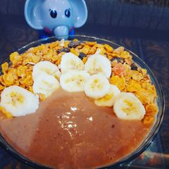 A picture of Choco fruit muesli smoothie.