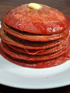 Una foto de Panquecas o Panqueques de Remolacha/Beterraga/Betabel