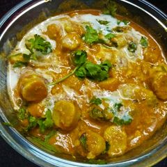 A picture of Gatta curry Rajasthani gatte curry.