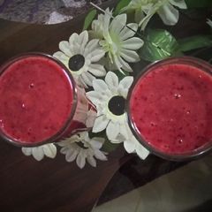 Fresh fruits juice A picture of Fresh fruits juice.