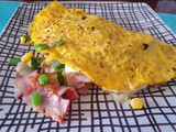 Omelette colorido con tocino