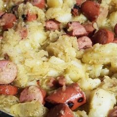 A picture of Kris’ sauerkraut hot dogs & potatoes.