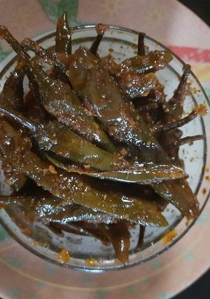 मिर्ची का आचार(mirchi ka achar recipe in hindi) रेसिपी मुख्य फोटो