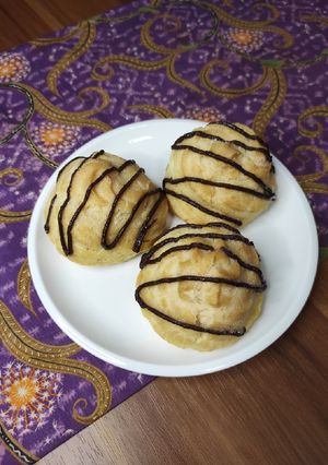 Foto resep 26. Choux Pastry Vla Vanila dengan Topping Coklat