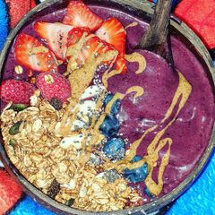 A picture of Acai smoothie bowl.