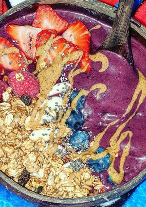 A picture of Acai smoothie bowl.