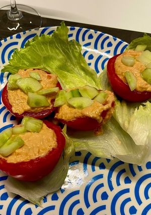 Foto di Pomodori 🍅 ripieno al tonno e cetriolo 🥒