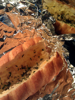 A picture of Simple Crispy Garlic Bread.