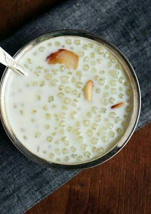 साबूदाना खीर (sabudana kheer recipe in Hindi) रेसिपी मुख्य फोटो