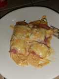 Rollos de fideos con jamón y queso
