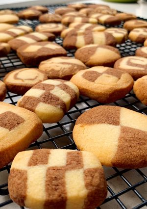 A picture of Designer cookies.