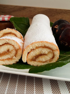 Una foto de Rollo suizo - Brazo de gitano relleno de mermelada de brevas