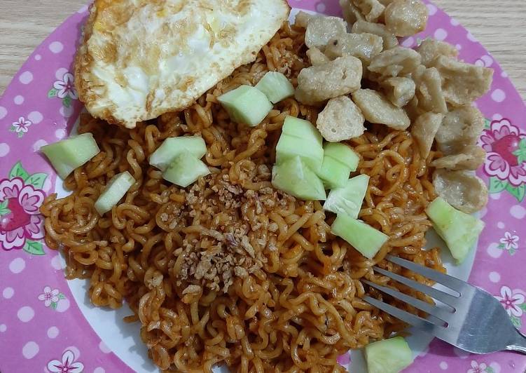 Cara Gampang Membuat Indomie goreng aceh :) yang Enak