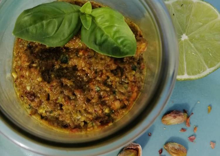 Easiest Way to Make Any-night-of-the-week Pistachio thai pesto