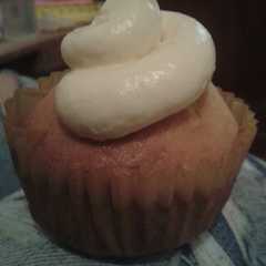 Una foto de Cupcakes de Vainilla con Cobertura de Buttercream