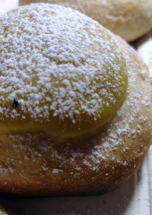 Una foto de Cómo hacer Pancitos con crema pastelera
