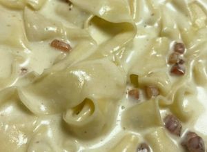 Foto de Tagliatelle com Presunto e Natas