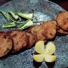 A picture of Tawa fry bengan.