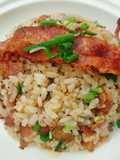 ข้าวผัดเบคอนหมาล่า