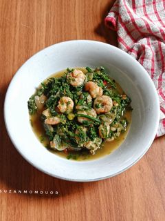 Foto resep Tumis Pedas Sayur Pakis dan Udang