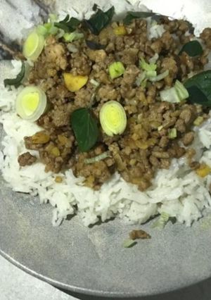 Una foto de Cerdo con lima y jengibre + arroz 🍚