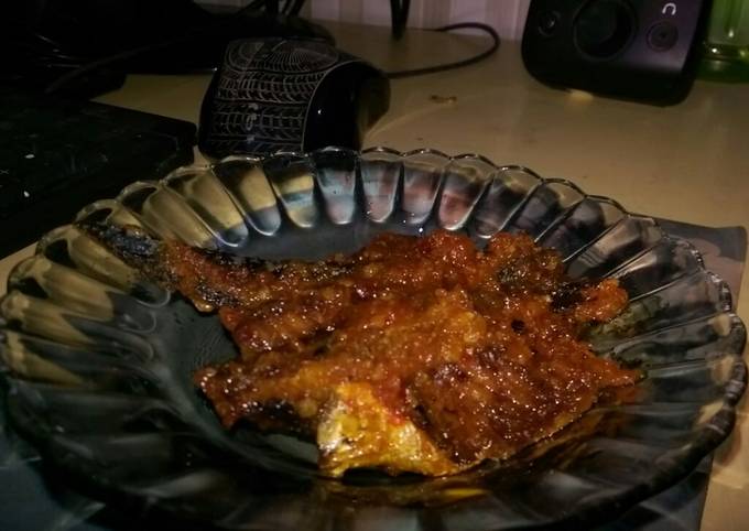 Cara Gampang Membuat Tongkol Bumbu Rujak yang Lezat Sekali