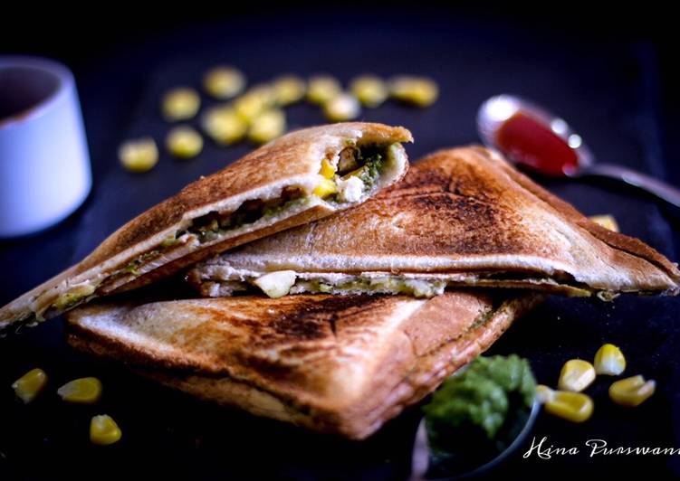 Steps to Prepare Any-night-of-the-week Paneer Corn Sandwich | Cottage Cheese Corn Sandwich