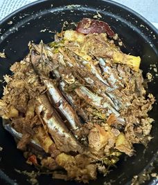 thịt lợn kho giềng xả