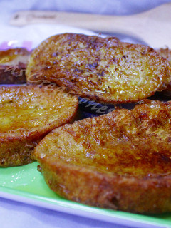 Una foto de Torrijas sin lactosa, con sirope de agave