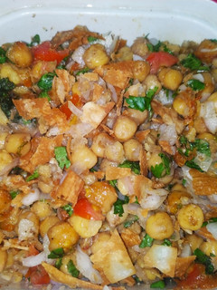 A picture of Papri chat.