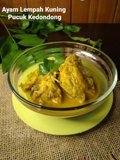 Foto resep Ayam Lempah Kuning Pucuk Kedondong