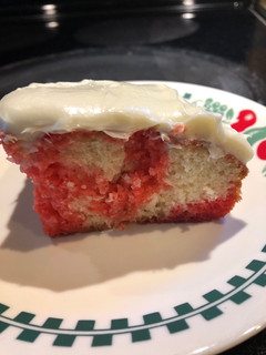 A picture of Cherry 🍒 Poke Cake.