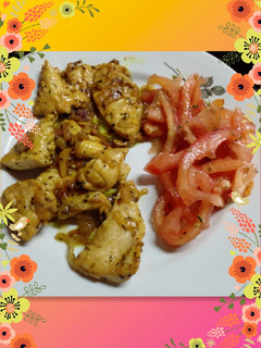 Una foto de Pollo encebollado
