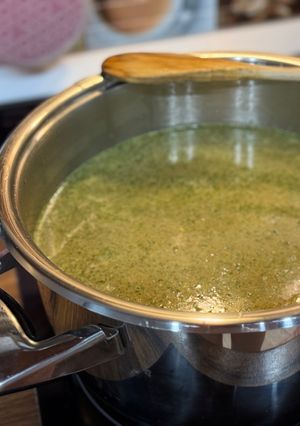 Húsgombóc leves nagymama módra🥕🧅 recept fotója