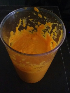 Una foto de Mayonesa vegana de zanahoria