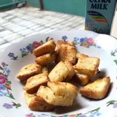 A picture of Caramelized bread popcorn teflon cemilan sore, rasa lengketnya mirip croffle!.