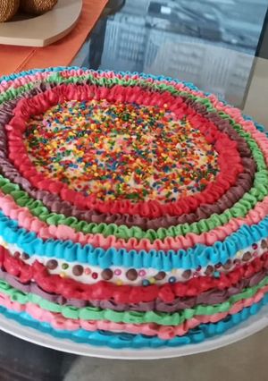 Una foto de Pastel piñata 🥳