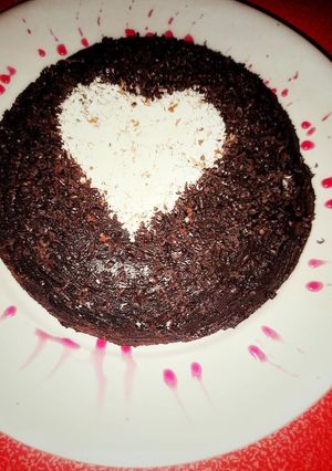 ચોકલેટ કેક (Chocolate Cake Recipe In Gujarati) રેસીપી મુખ્ય ફોટો