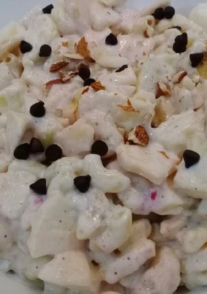 A picture of Creamy fruit chat.