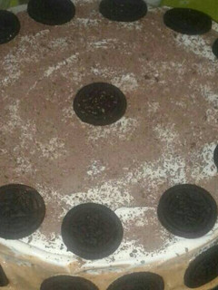 Una foto de Torta brownie/oreo fácil