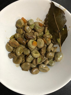 Una foto de “Habas ahogadas”